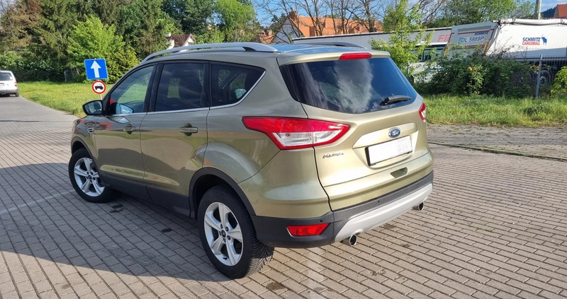 Ford Kuga cena 49500 przebieg: 197000, rok produkcji 2015 z Sobótka małe 379